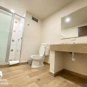 Habitación Estándar con Cama King